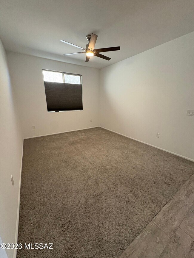 Building Photo - 10237 E Iron Horse Trail