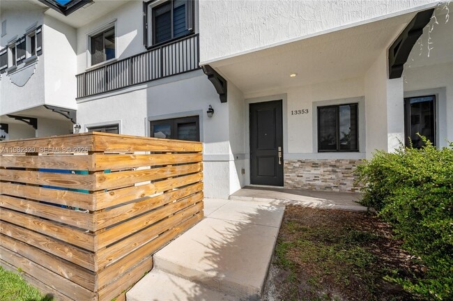 Building Photo - 13353 SW 250th Terrace