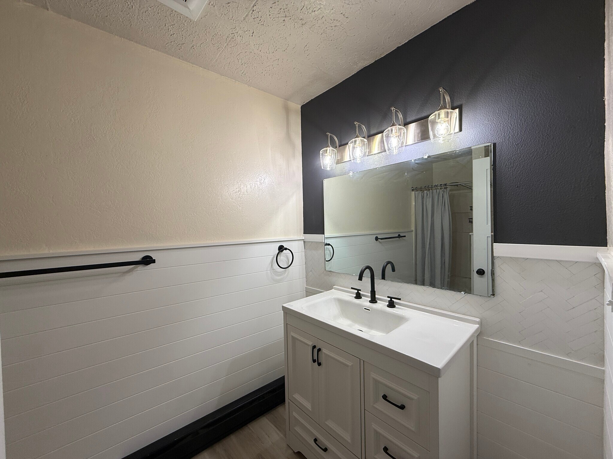 Main Floor Bathroom - 339 Power St