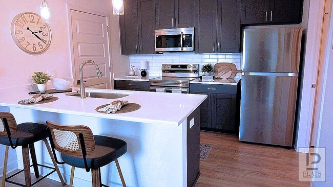 Building Photo - 1410 Log Pond Dr