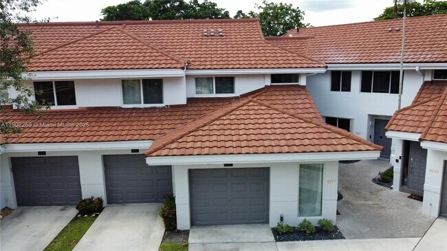 Building Photo - 9257 NW 9th Pl