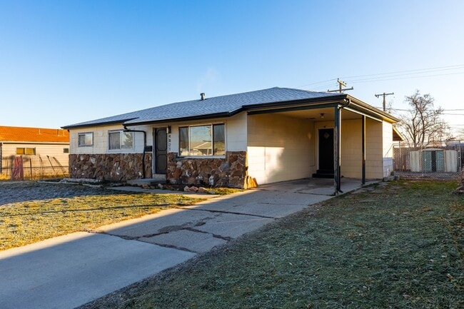 Building Photo - 4821 S 4180 W