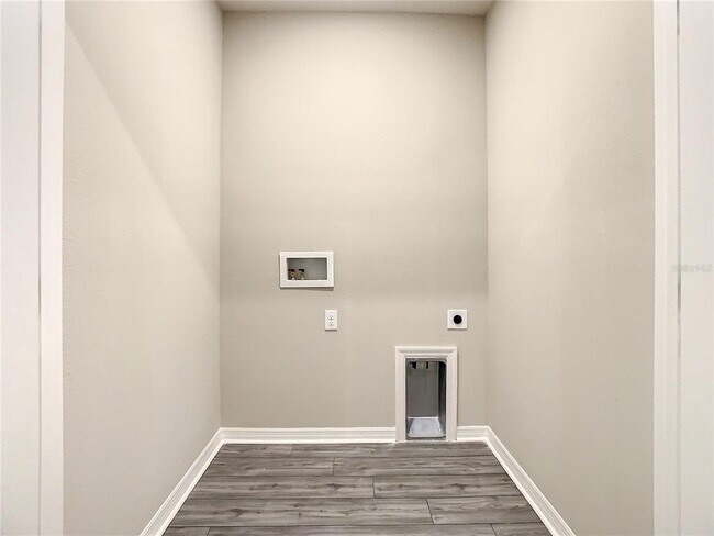 Building Photo - 5513 Wahoo Ct