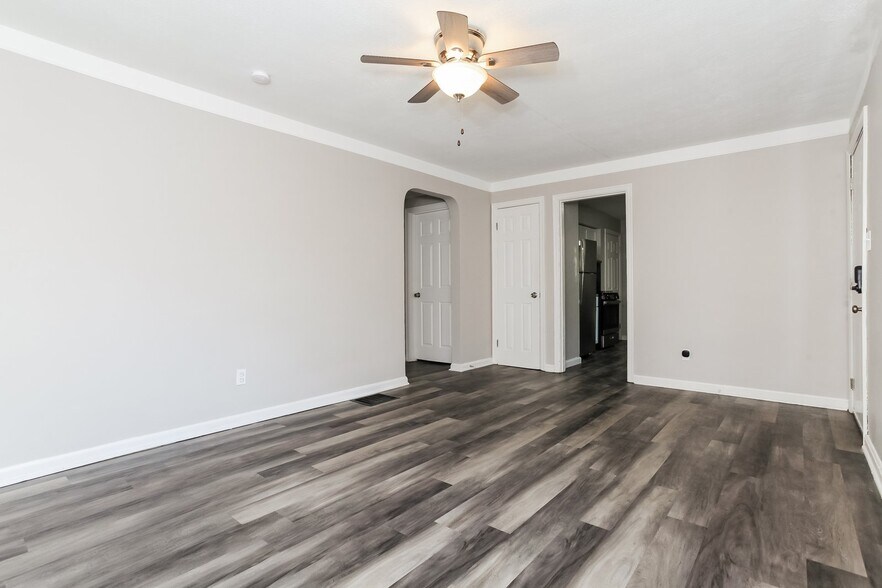 Building Photo - 6918 Mar Bev Drive, 45239; #1101694 - 1101694