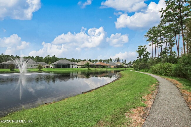 Building Photo - 209 Manor Ln