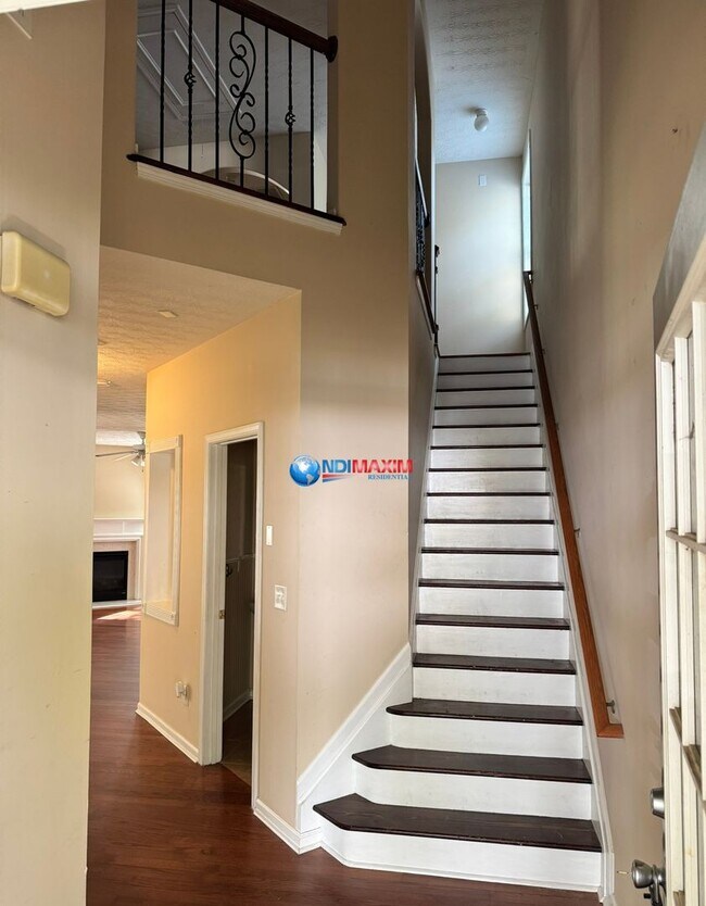 Building Photo - 3-bedroom house in Lawrenceville