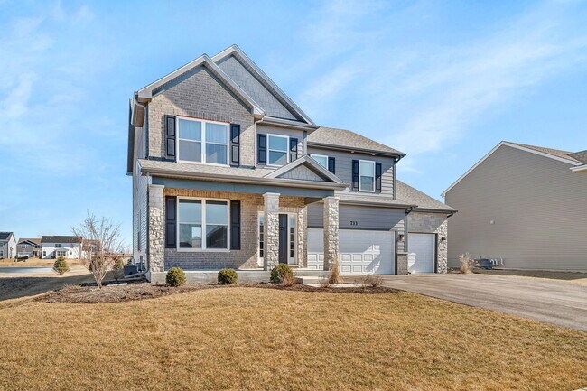 Building Photo - 733 Juniper St