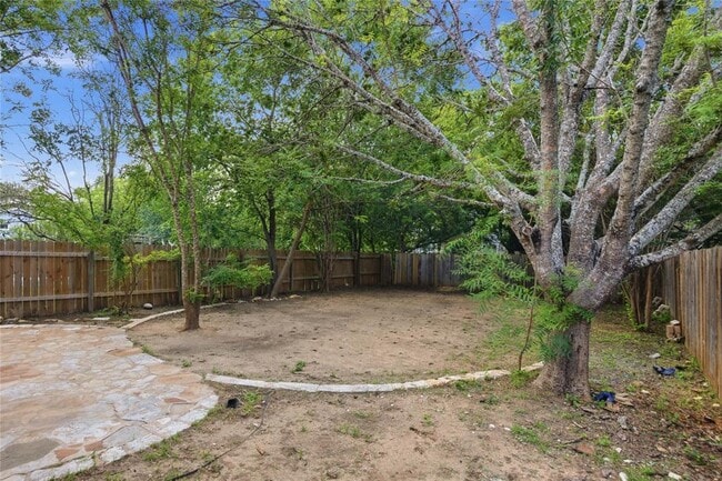 Building Photo - 10316 Garbacz Dr