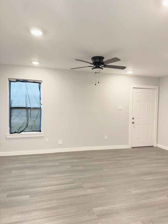 Building Photo - 8109 Denton St