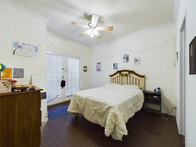 Building Photo - 3111 Tom Green St