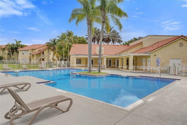 Building Photo - 457 Vista Isles Dr