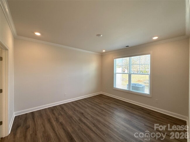 Building Photo - 4238 Steel Wy