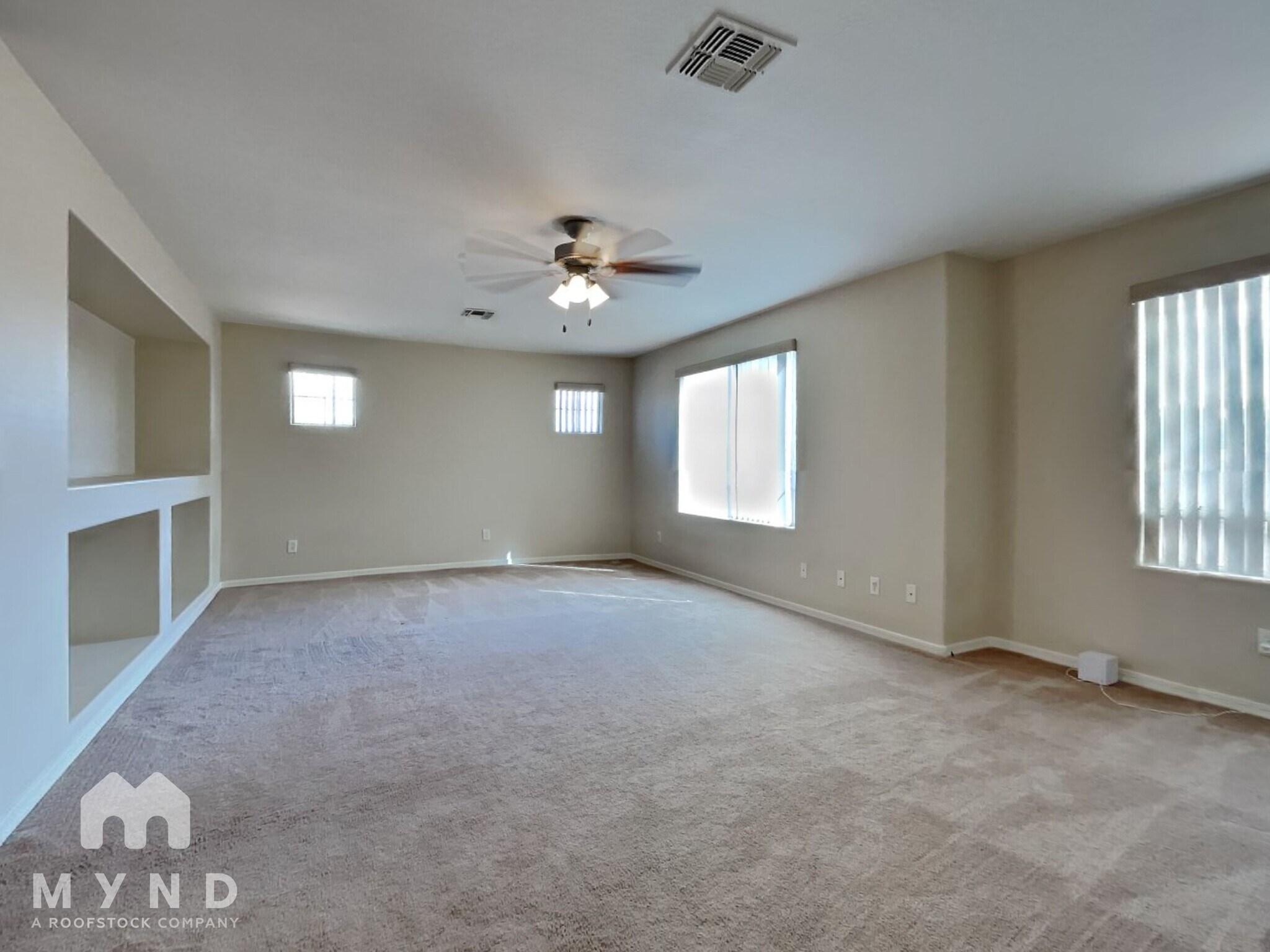 Building Photo - 1055 S Fargo St