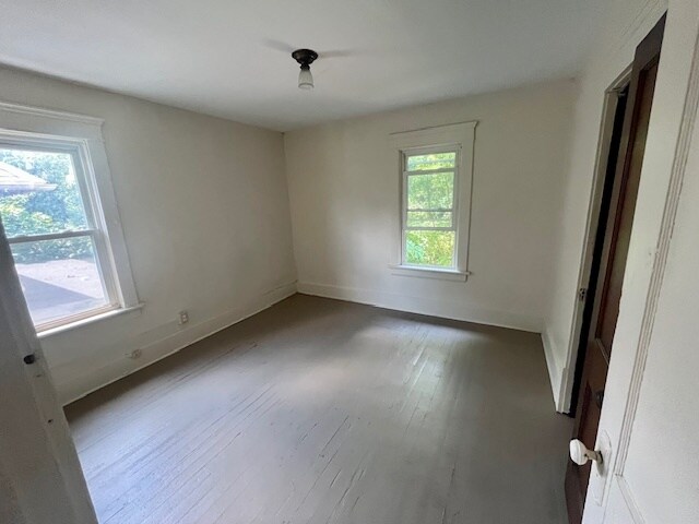 Building Photo - 588 Schiller Ave