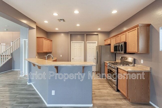 Building Photo - 42509 N 45th Dr