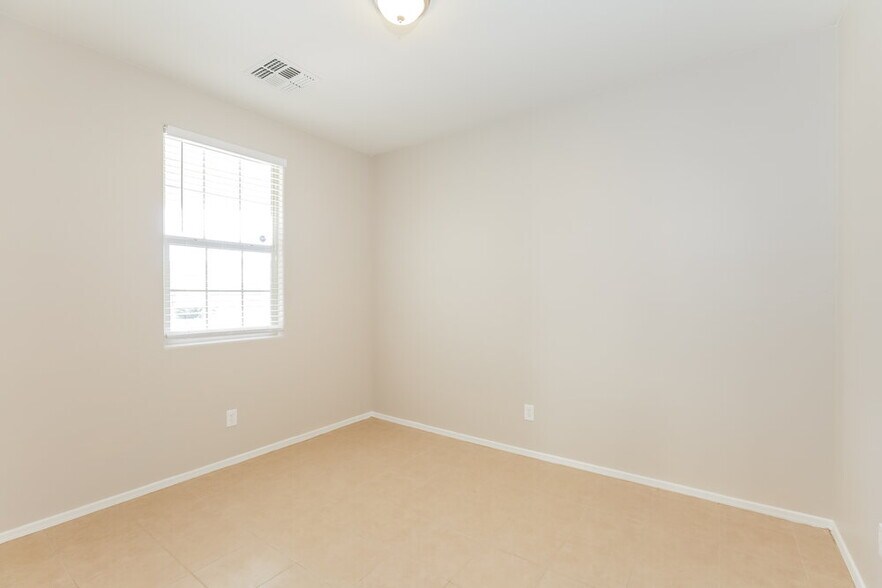 Building Photo - 7333 W St Catherine Ave