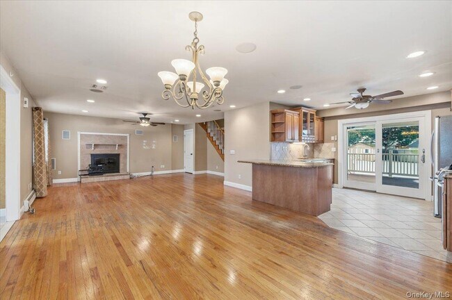 Building Photo - 234 S Pershing Ave