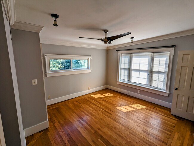 Bedroom 4 on 3rd floor - 1220 Union Ave