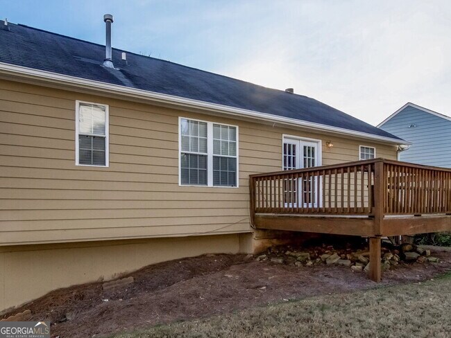 Building Photo - 2695 Chadwick Ln NW