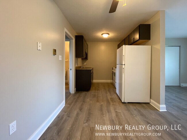 Building Photo - 29 Sunbury Estates