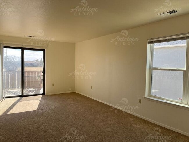 Building Photo - 241 Borglum Ct