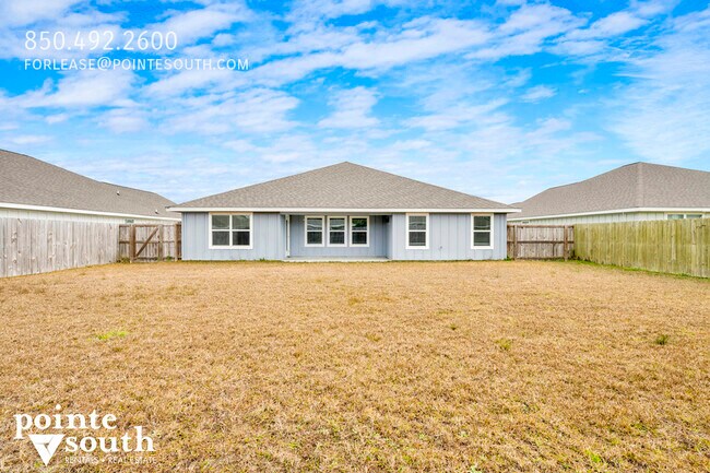 Building Photo - 7063 Abigail St