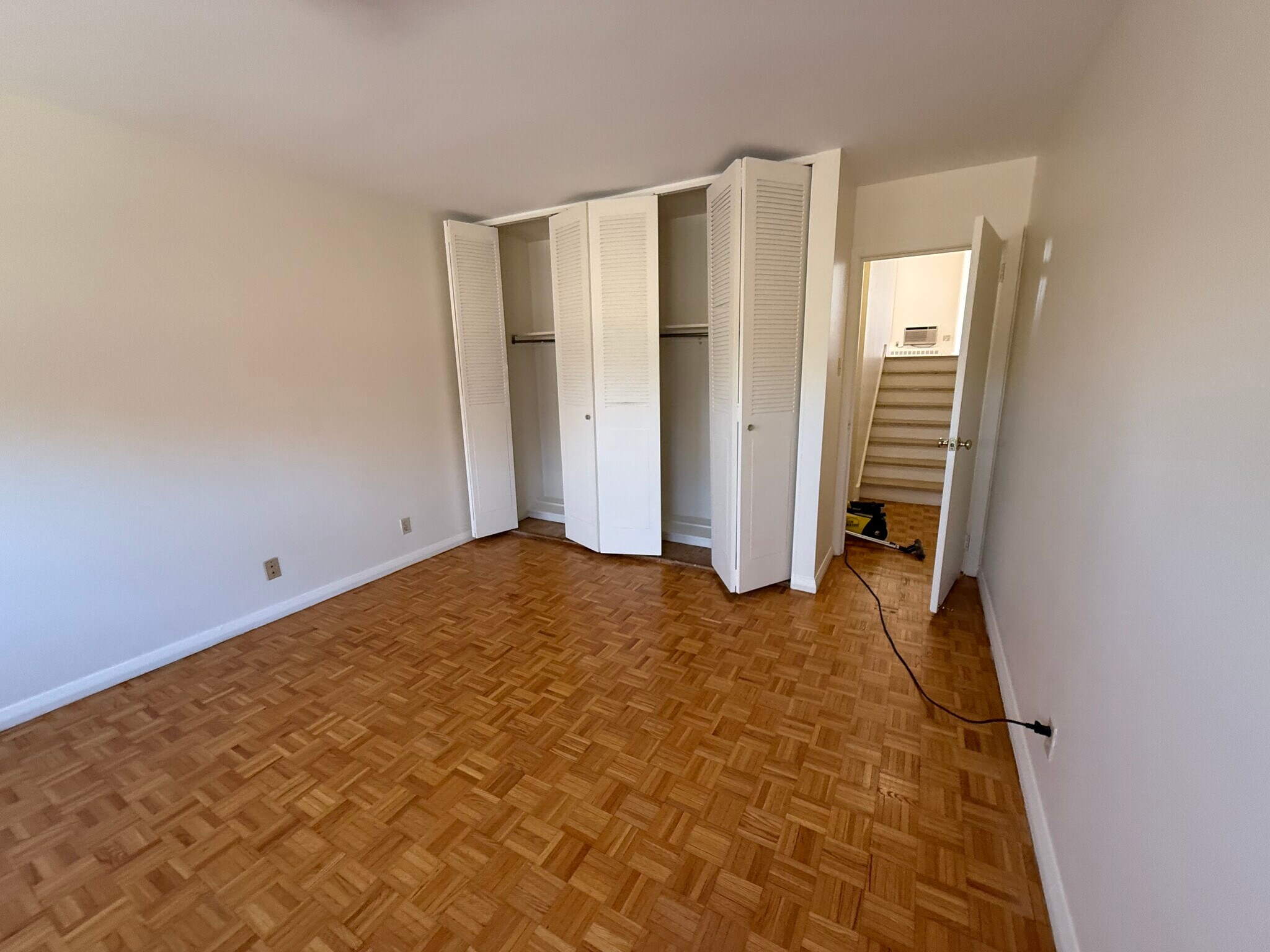 Building Photo - 165 Chiswick Rd