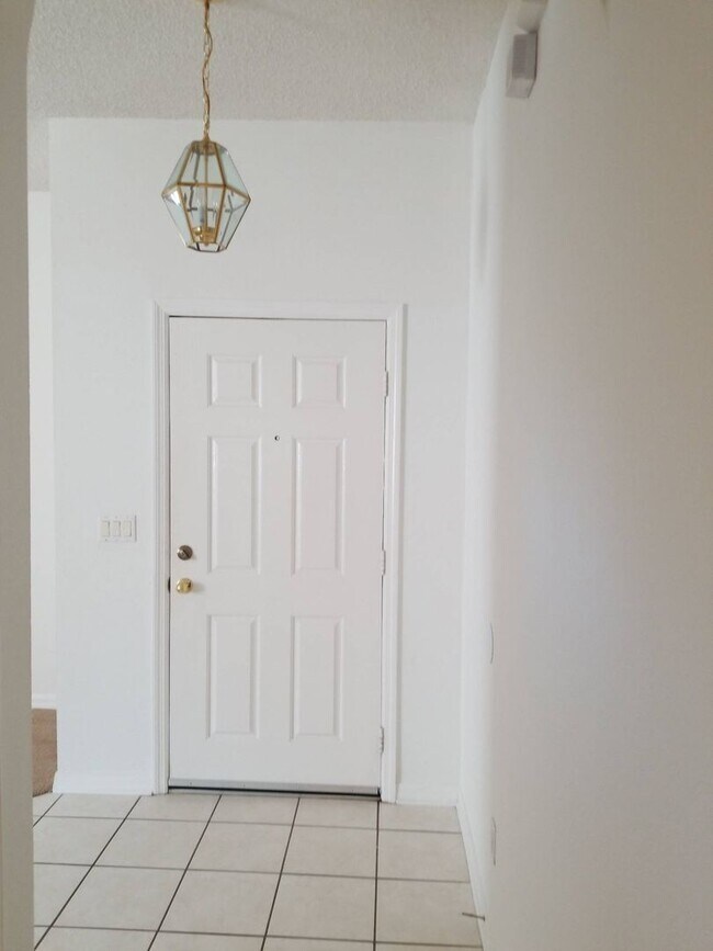 Building Photo - Great 4/2 In La Vina Near Lake Nona