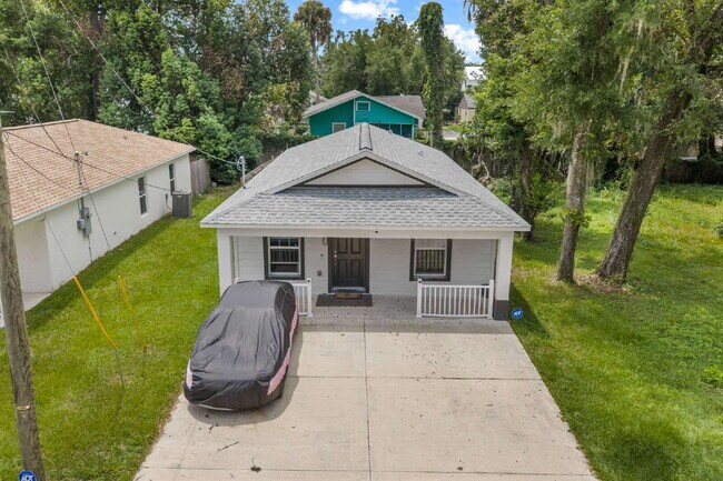 Building Photo - Charming fenced 3BR 2BA near downtown Ocala!