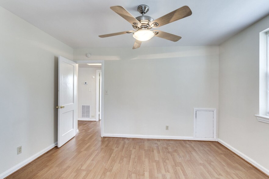 Building Photo - Mason Arms Apartments