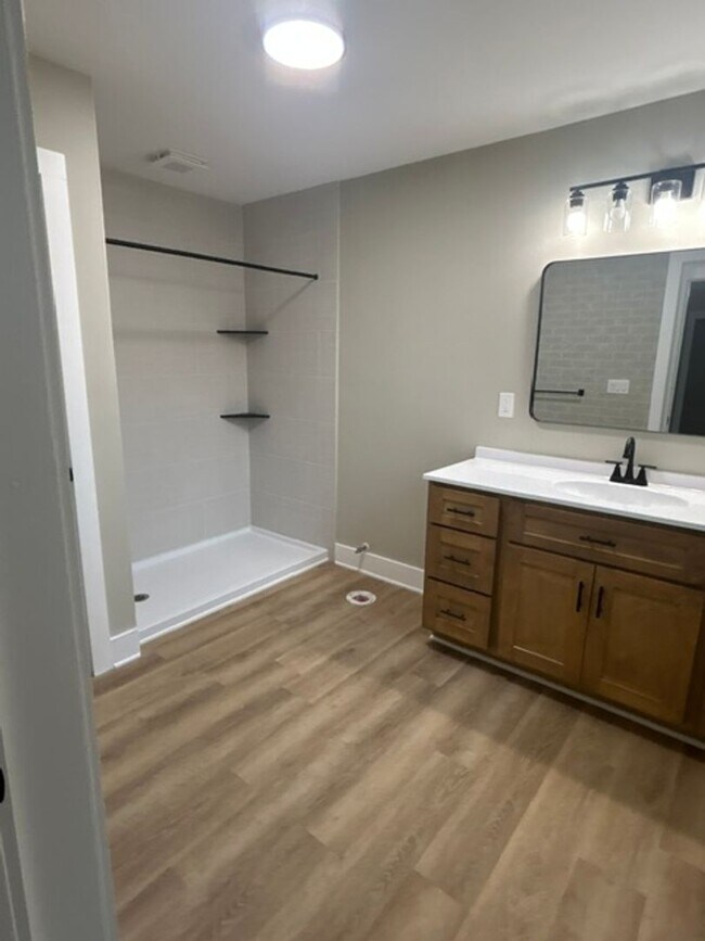 Building Photo - **Coming Soon**Completely Renovated Corner Lot Near Downtown Greenville