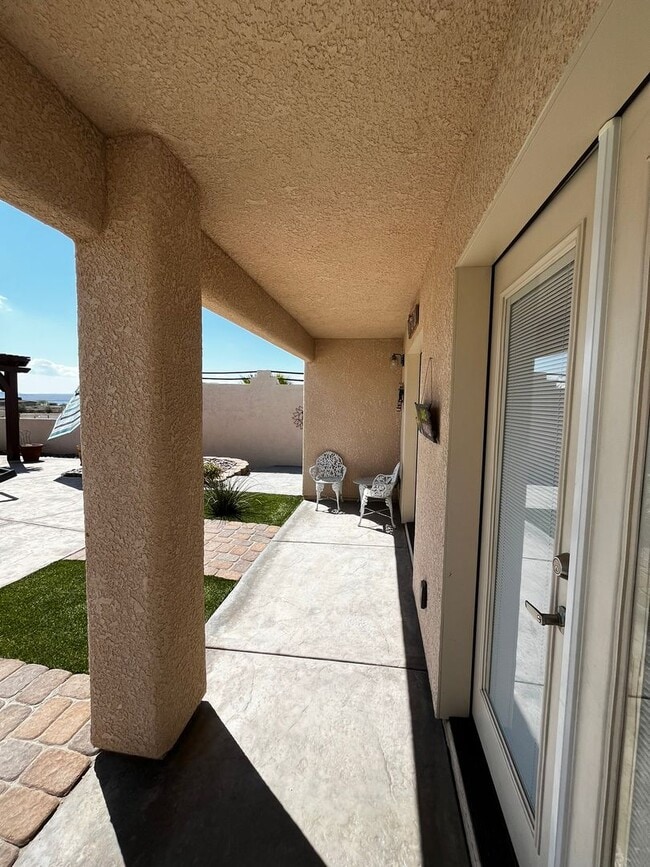 Building Photo - 1 Bed 1 Bathroom Casita UTILITIES INCLUDED!