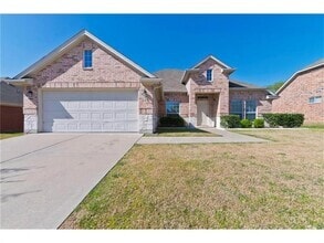 Building Photo - 913 Redbud Road