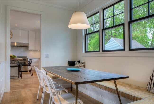 Building Photo - 766 Indian Ave