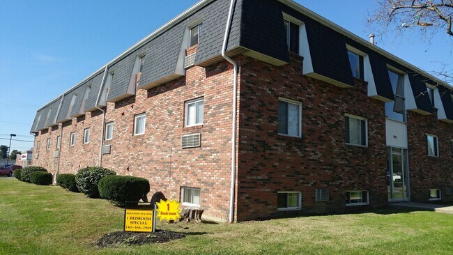 Primary Photo - Shannon Station Apartments