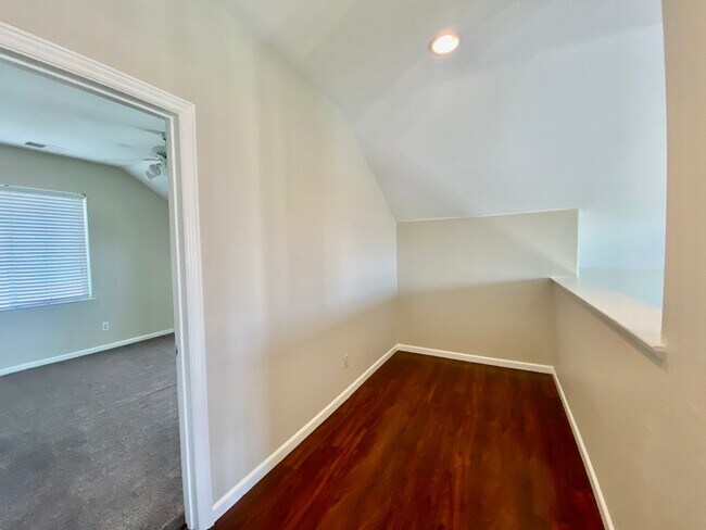 Building Photo - 3600 Silverwood Rd