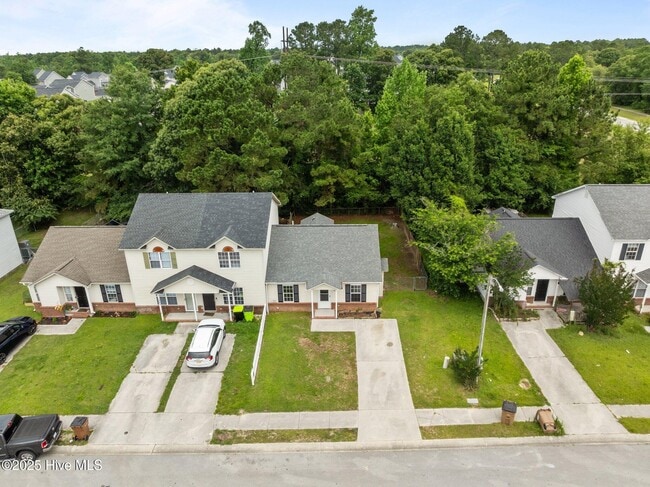 Building Photo - 1087 W Pueblo Dr