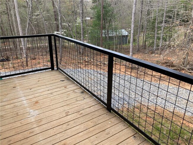 Building Photo - 100 Dickerson Rd