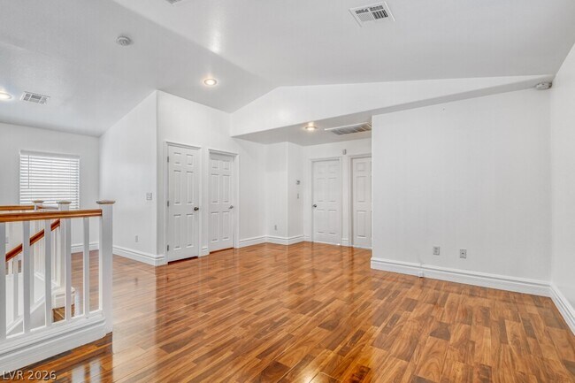 Building Photo - 4784 Essen Ct