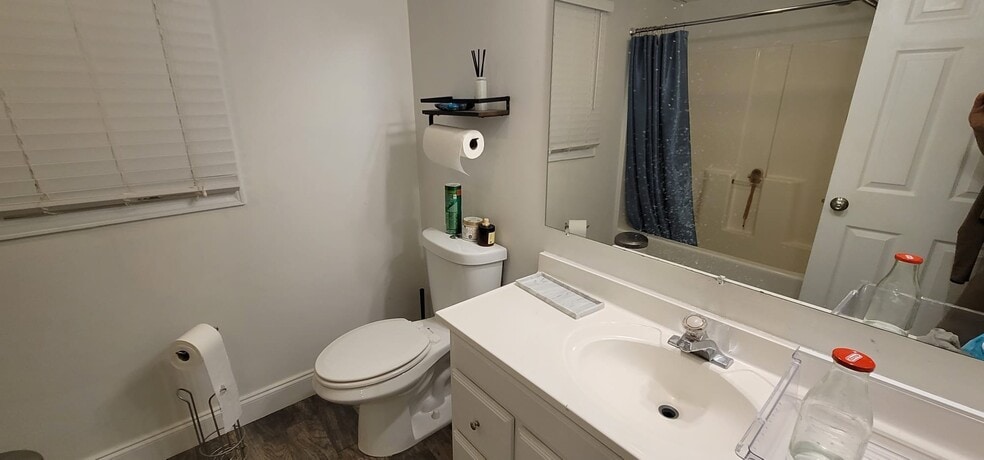 Building Photo - 3072 Planters Mill Dr