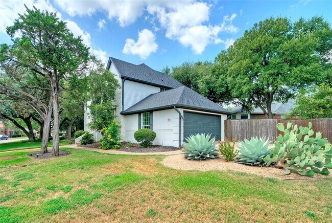 Building Photo - 3002 Barton Point Cir