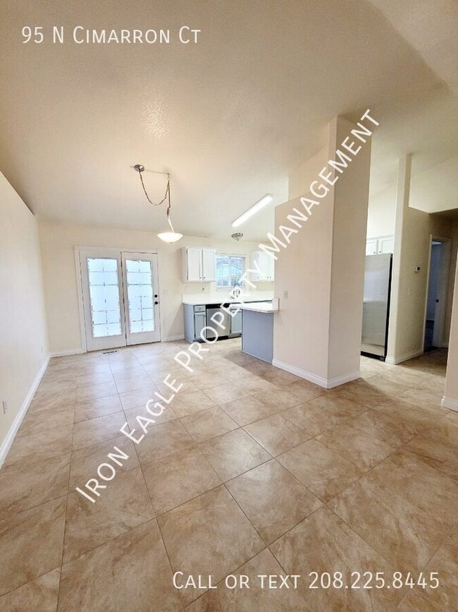 Building Photo - 95 N Cimarron Ct