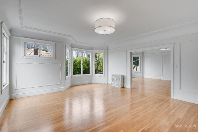 Building Photo - 1353 Filbert St