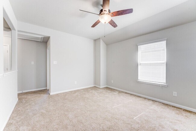 Building Photo - Charming 4-Bedroom Home with Game Room & P...