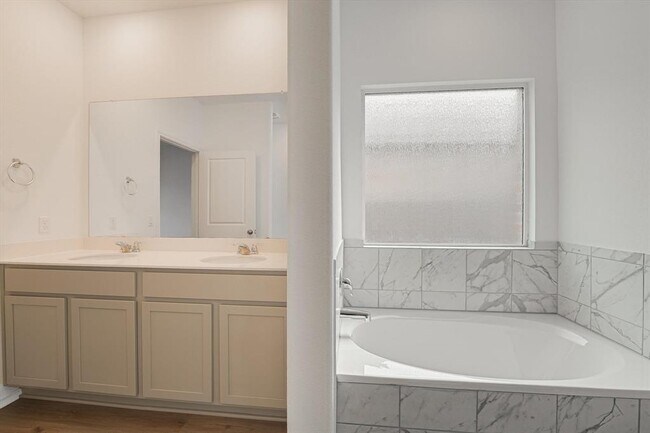 Building Photo - 1148 Toyah Dr