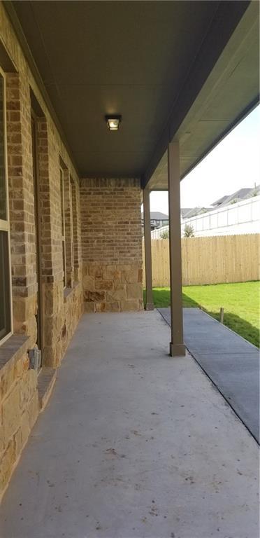 Building Photo - 908 Kingston Pl