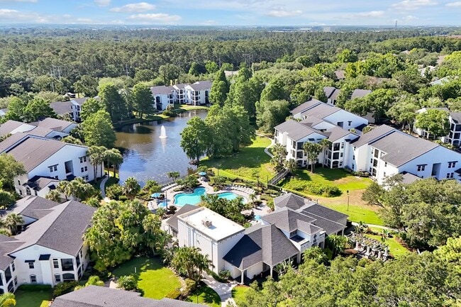 Primary Photo - ARIUM Valencia Gardens