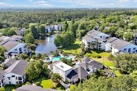 Building Photo - ARIUM Valencia Gardens