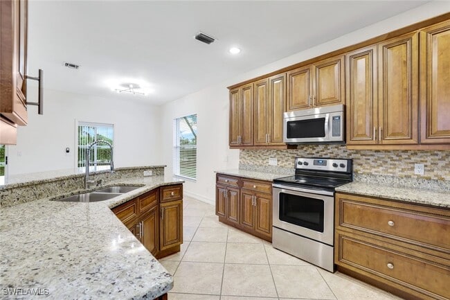 Building Photo - 238 Stanhope Cir