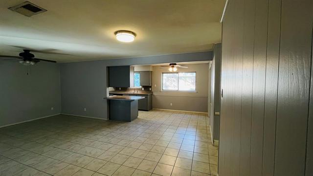 Building Photo - 3413 Urban Dr